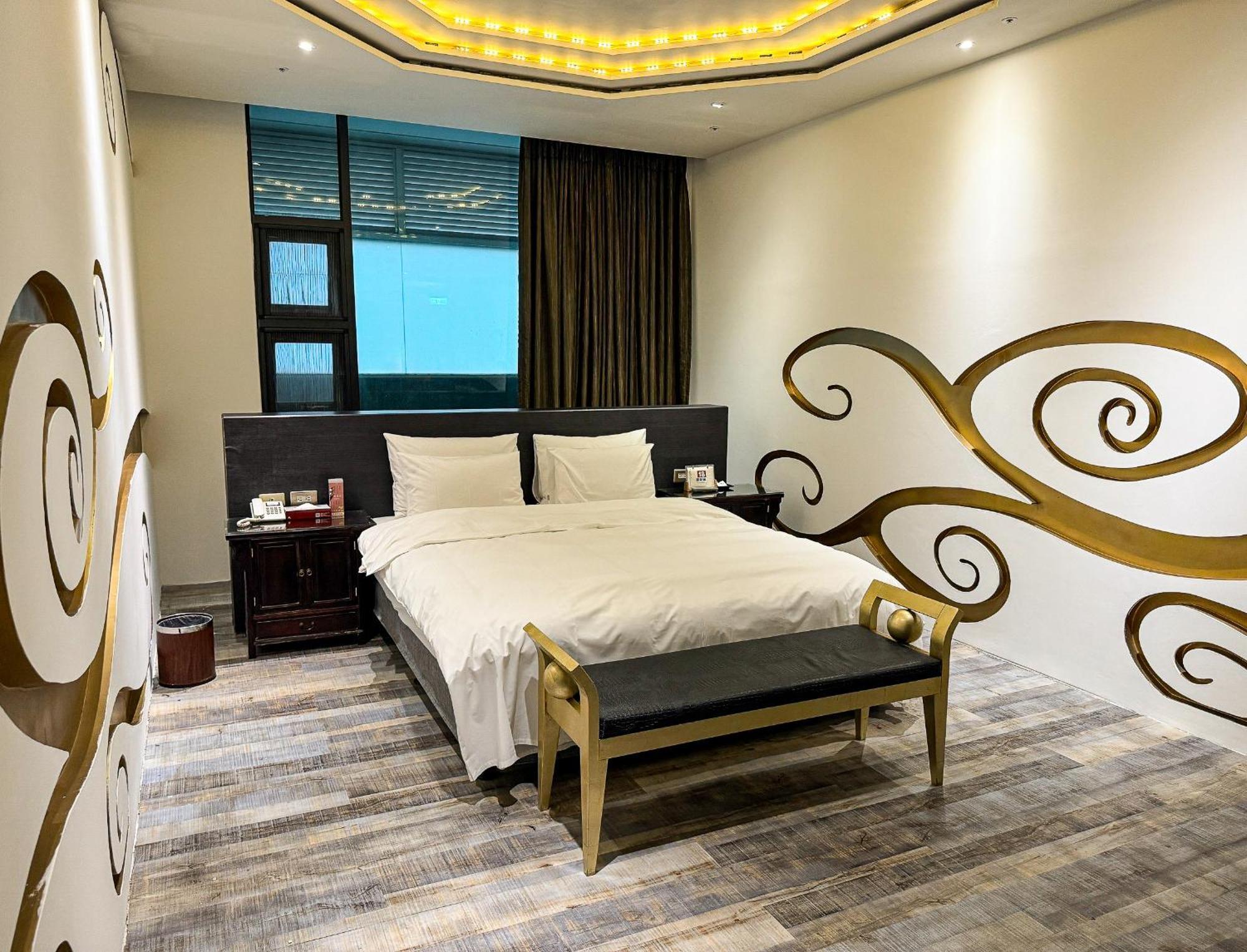 All-Ur Boutique Motel - Taichung Branch Exterior foto
