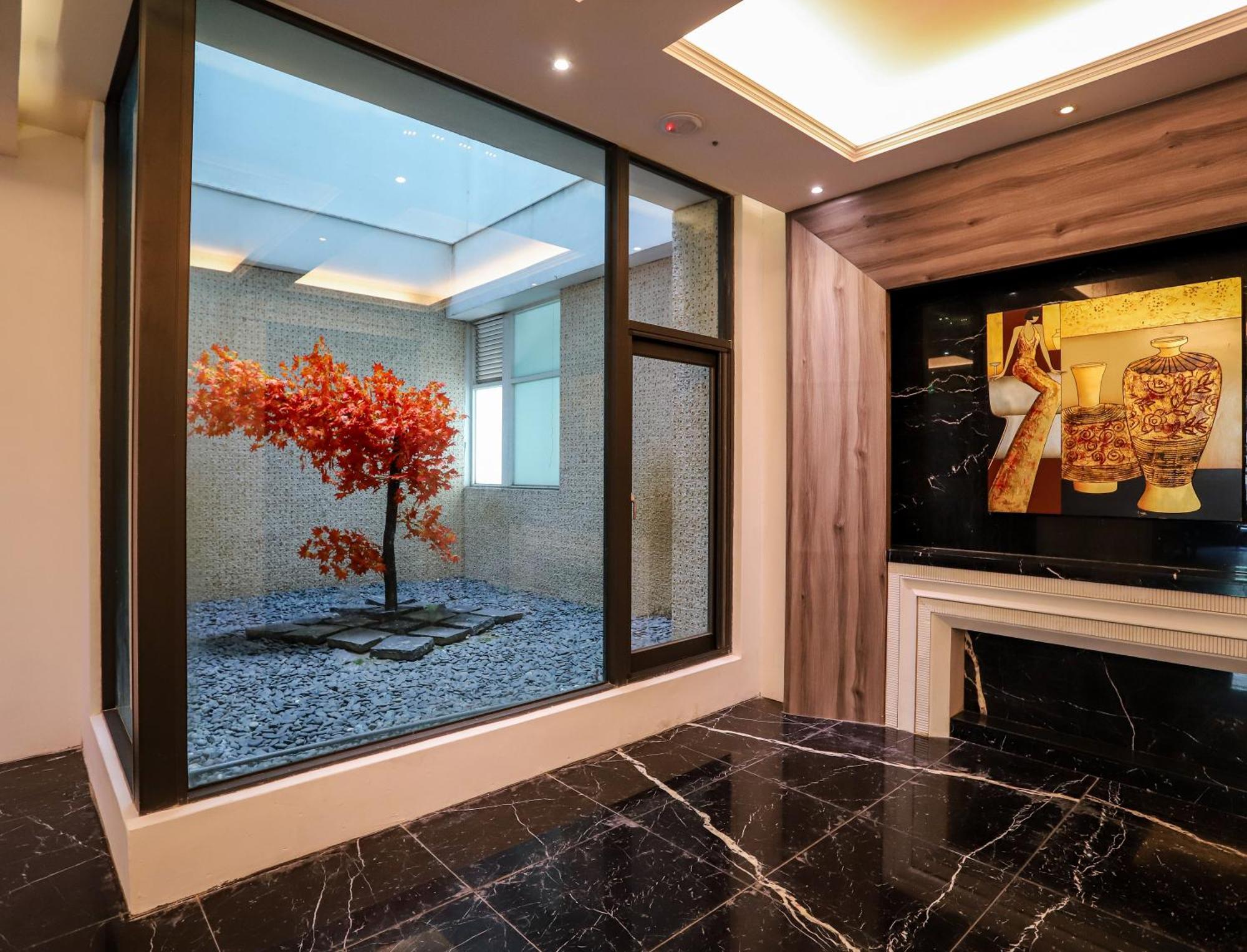 All-Ur Boutique Motel - Taichung Branch Exterior foto