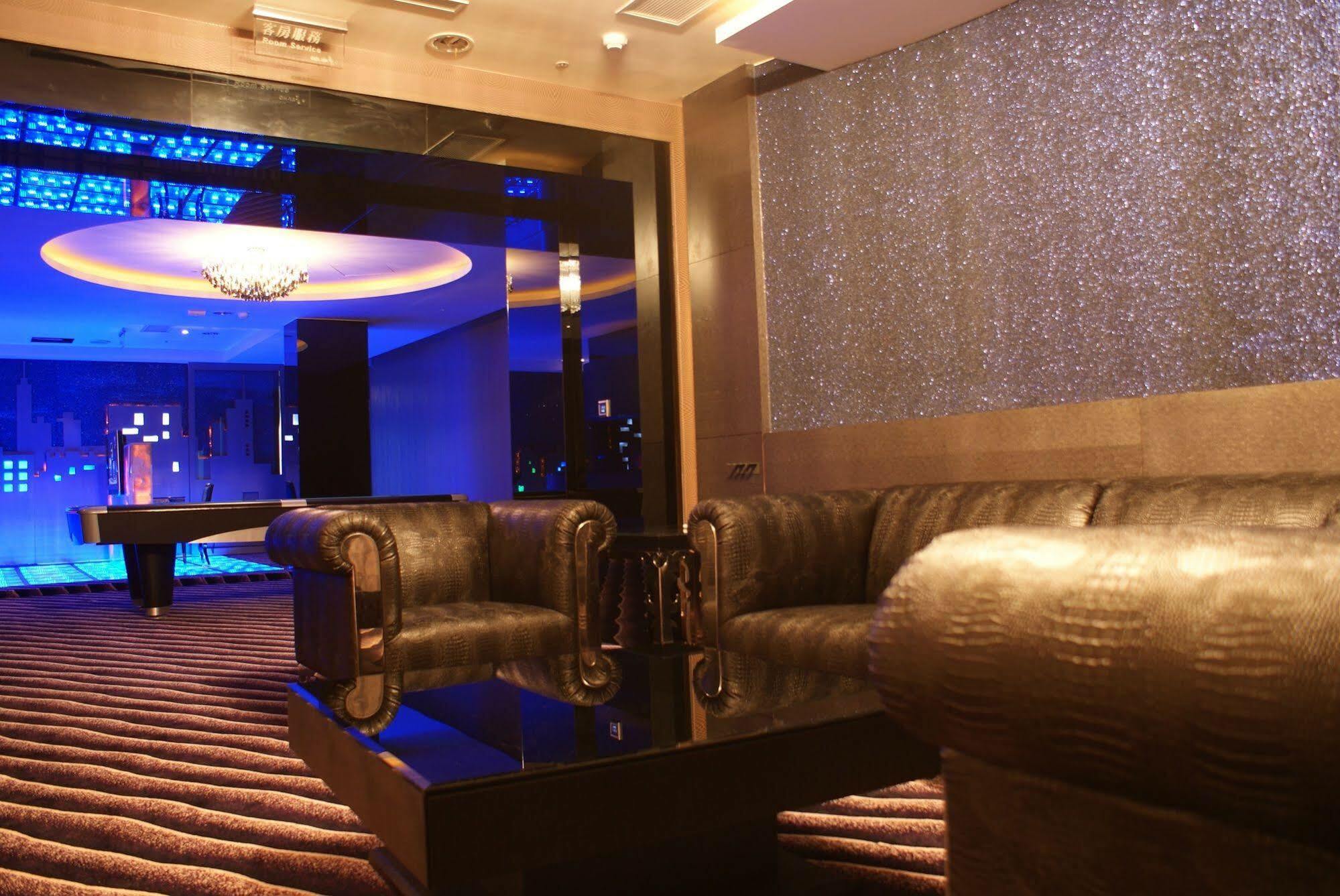 All-Ur Boutique Motel - Taichung Branch Exterior foto