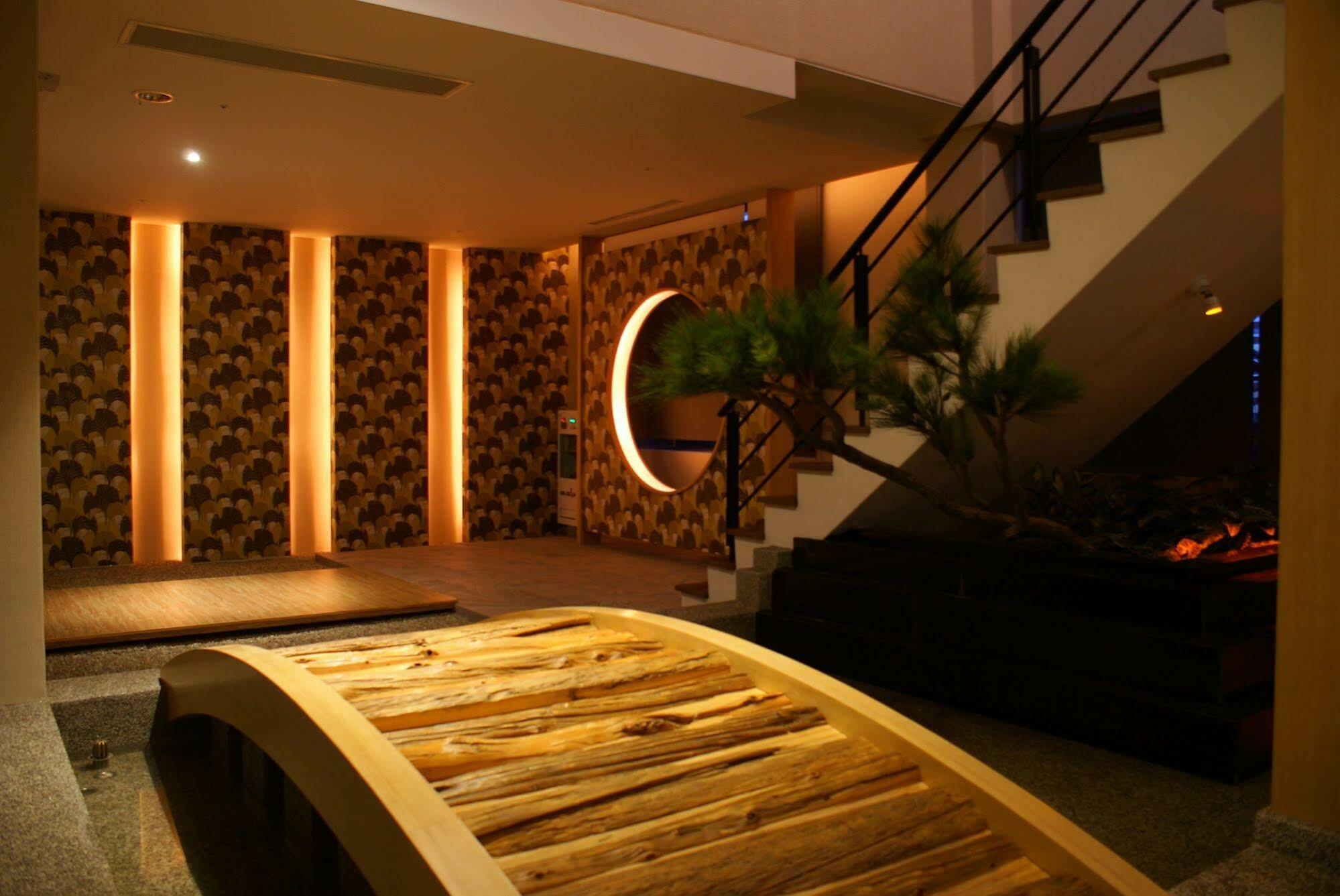 All-Ur Boutique Motel - Taichung Branch Exterior foto